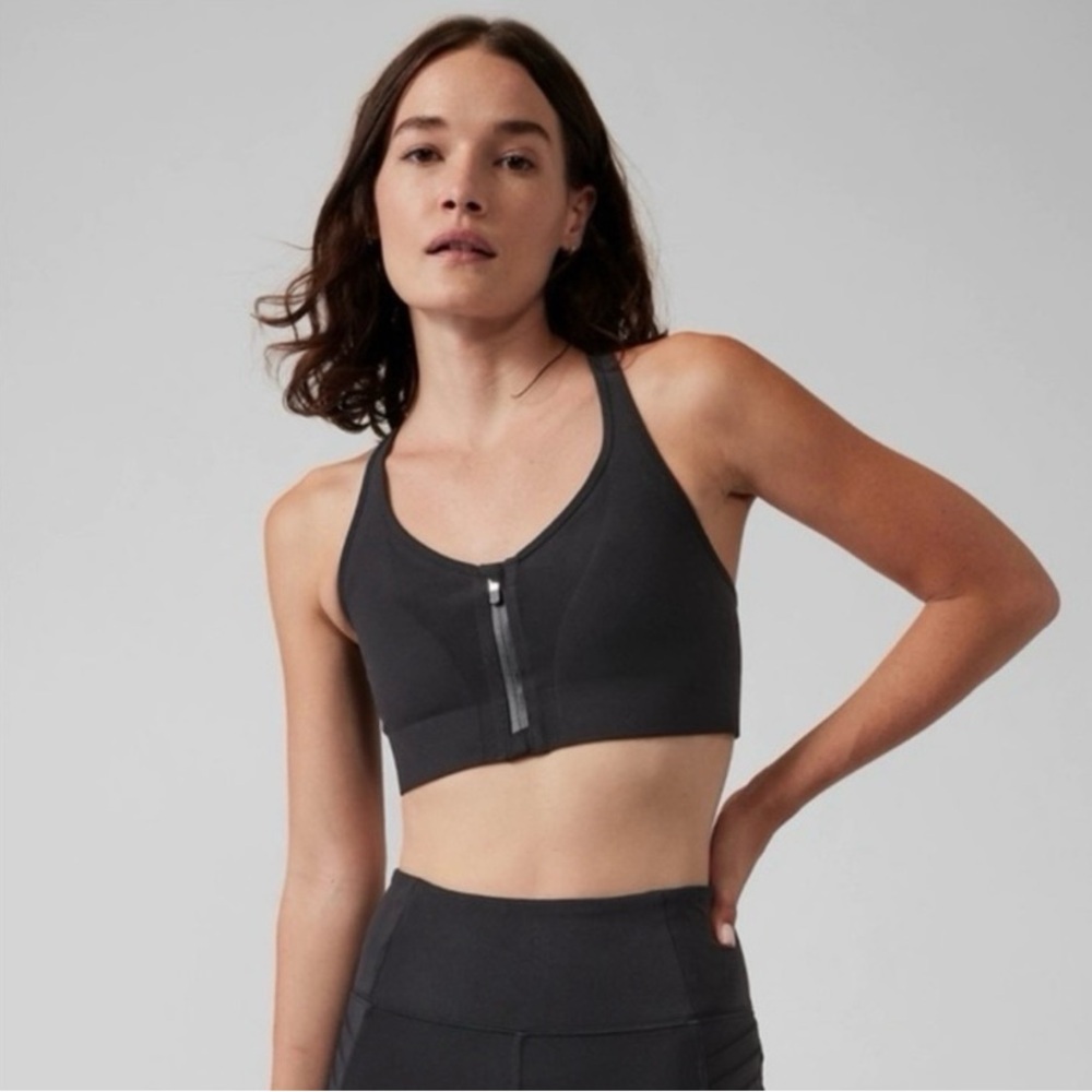 Athleta Zip-Front Sports Bra/Crop Top—Women’s Size Medium